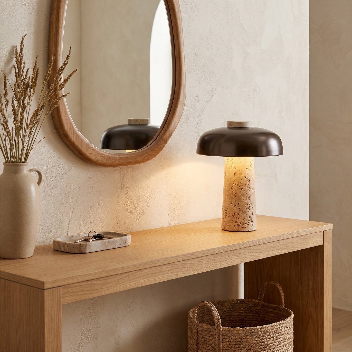 Lampe de Table en Travertin et Métal Noir – Noxéa