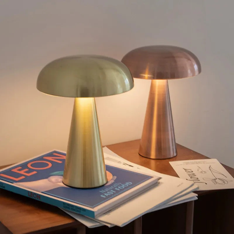 Lampe de Table Champignon Design en Métal - Fuméa