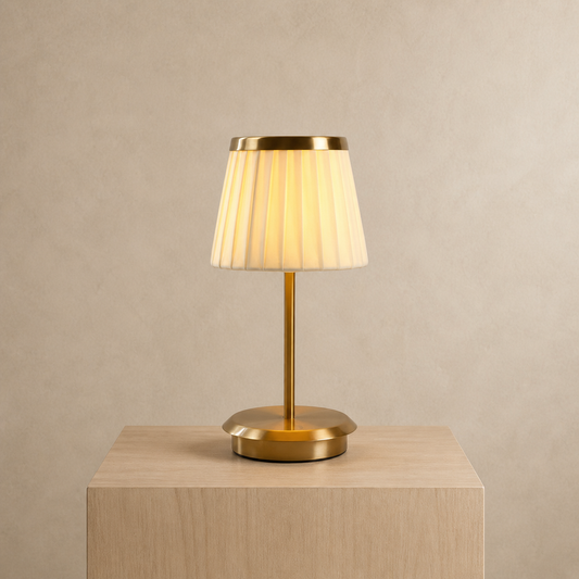 Pleated Shade Table Lamp – Dorélia