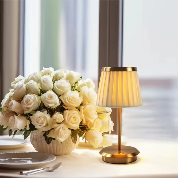 Lampe de Table à Abat-Jour Plissé – Dorélia