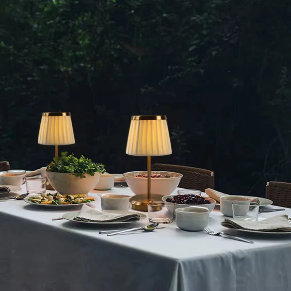 Lampe de Table à Abat-Jour Plissé – Dorélia