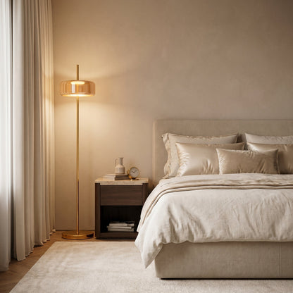 Lampadaire en Métal Doré avec Diffuseur Verre Teinté – Ambroro