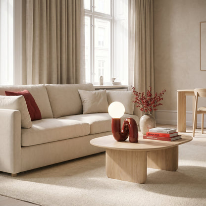Lampe de Table Design en Résine Rouge et Globe Opalin – Cérona