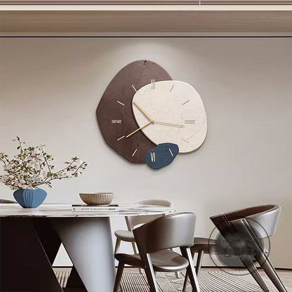 Sculptural Gold Wall Clock – Modern Statement Decor