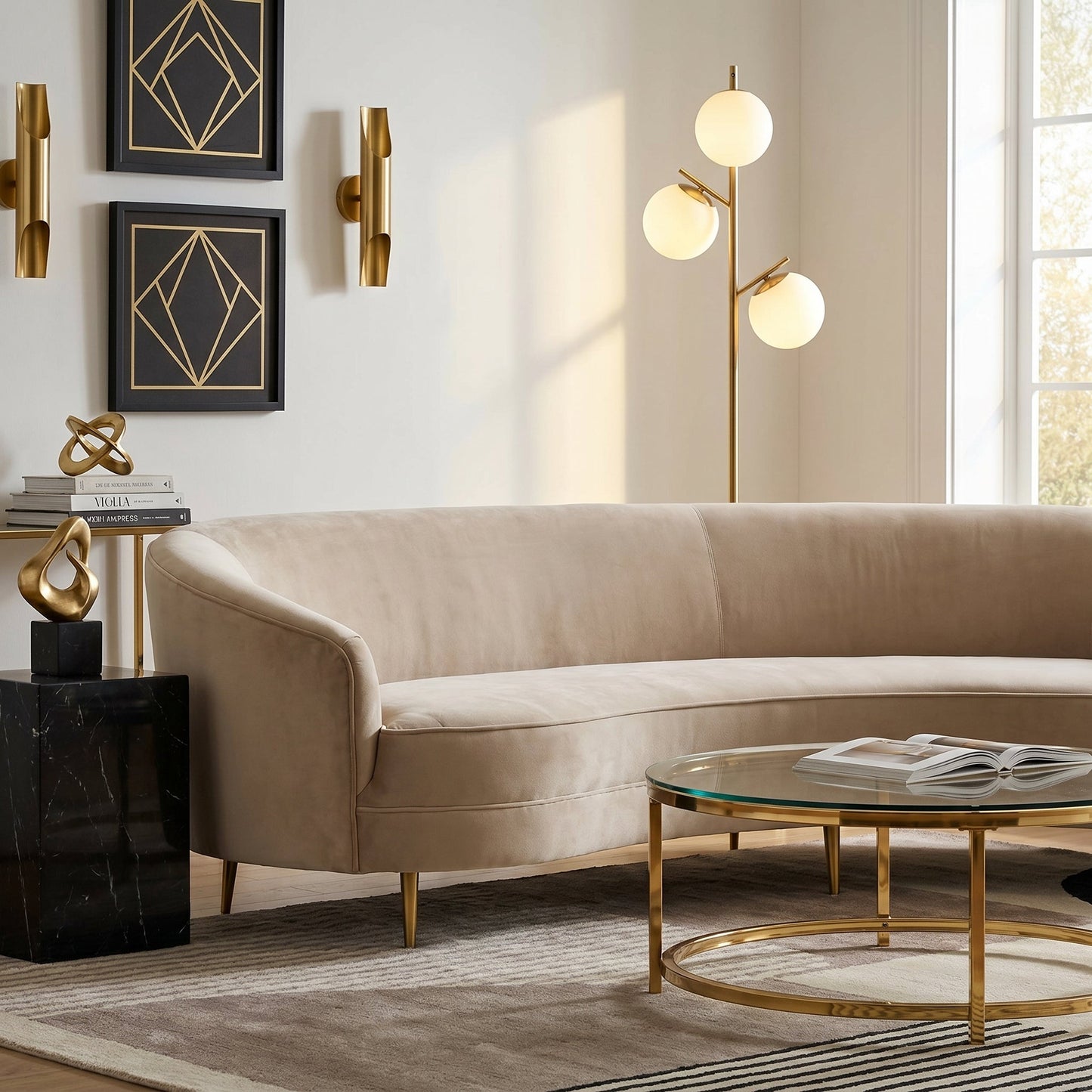 Lampadaire 3 Globes en Verre Opalin et Métal Doré - Aurélo