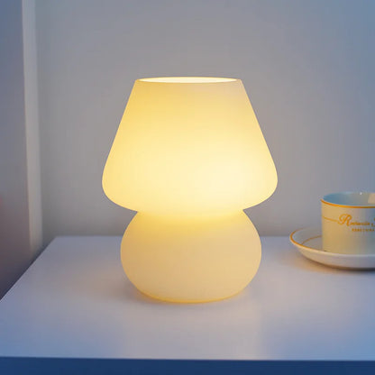 Lampe de chevet design en verre translucide