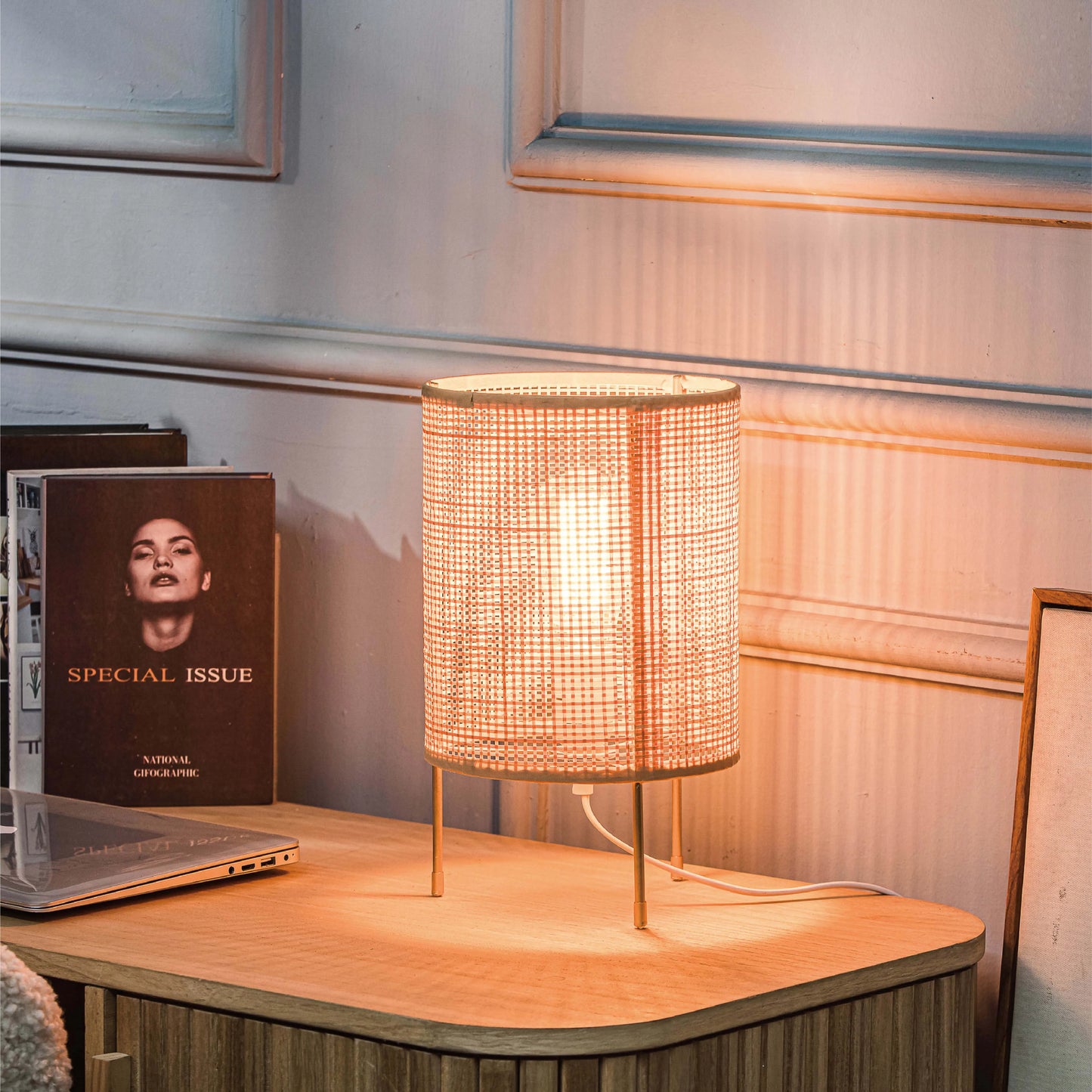 lampe de chevet  design rotin bambou tressé