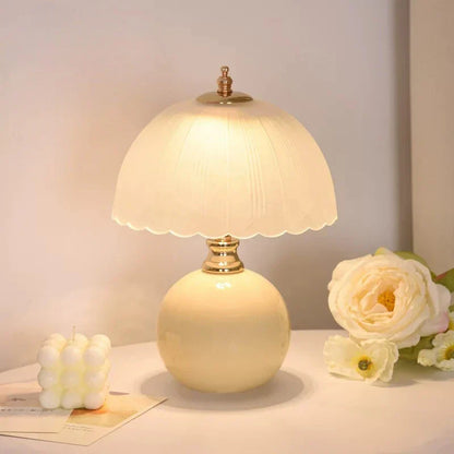 Lampe de Chevet Moderne – Tissu & Fer Forgé, Style Élégant