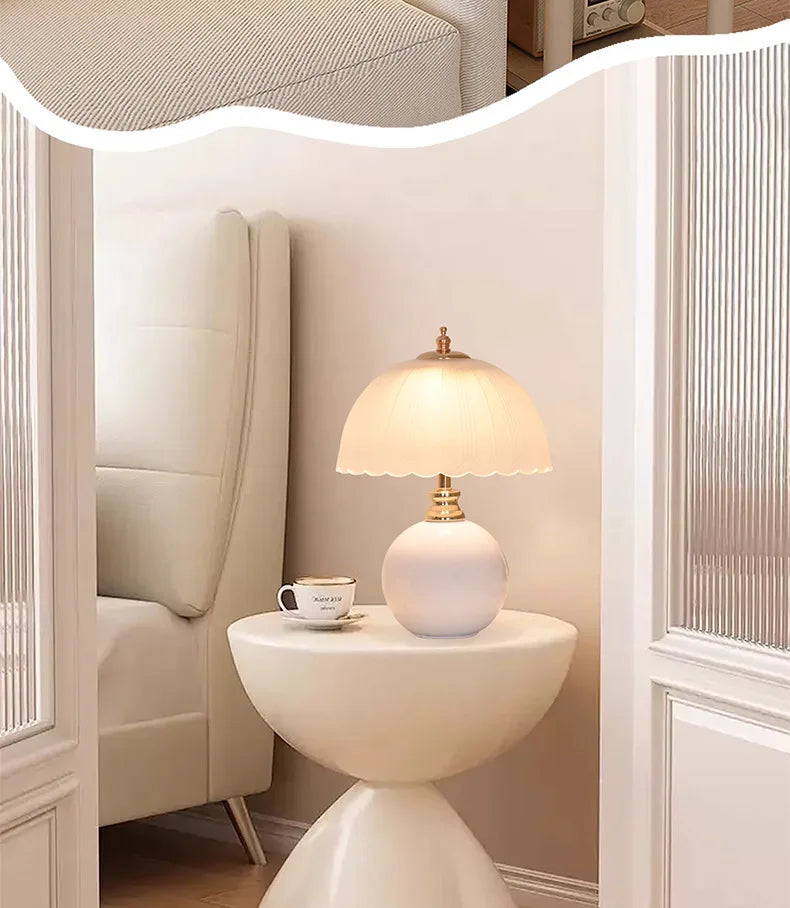 Lampe de Chevet Moderne – Tissu & Fer Forgé, Style Élégant