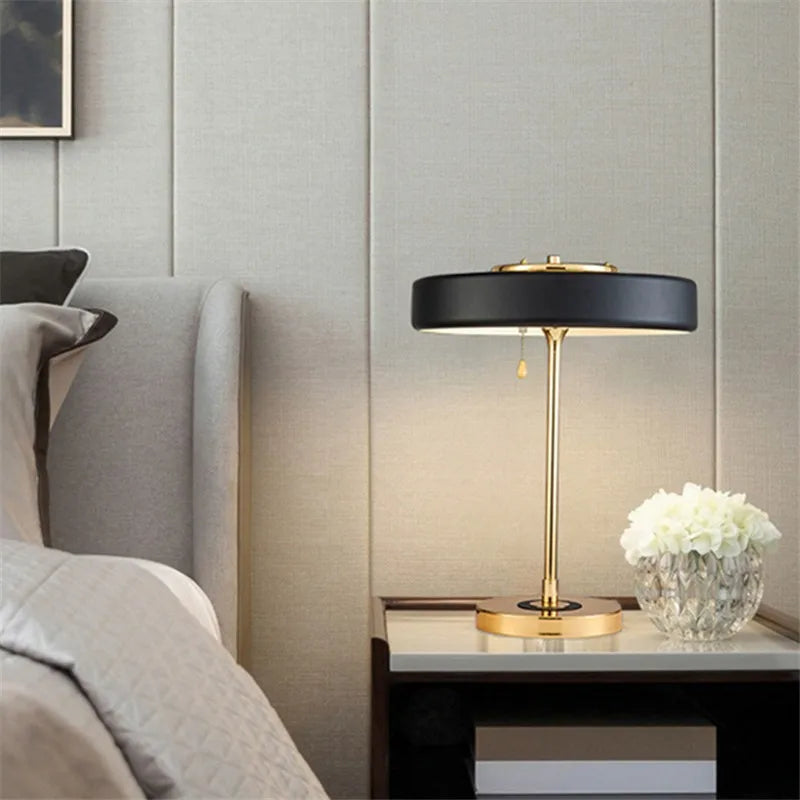 Lampe de chevet design Rotative en métal simple