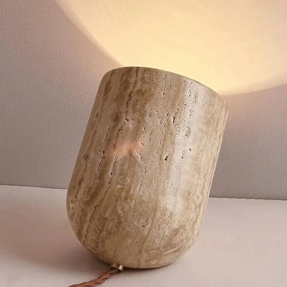 Lampe à poser Design en Travertin - Inclinéa