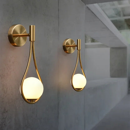 Lampe de chevet Murale Boule Métal Doré