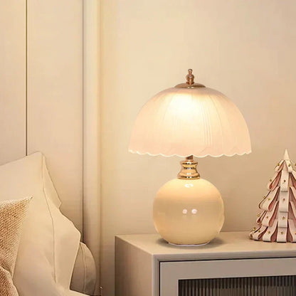 Lampe de Chevet Moderne – Tissu & Fer Forgé, Style Élégant