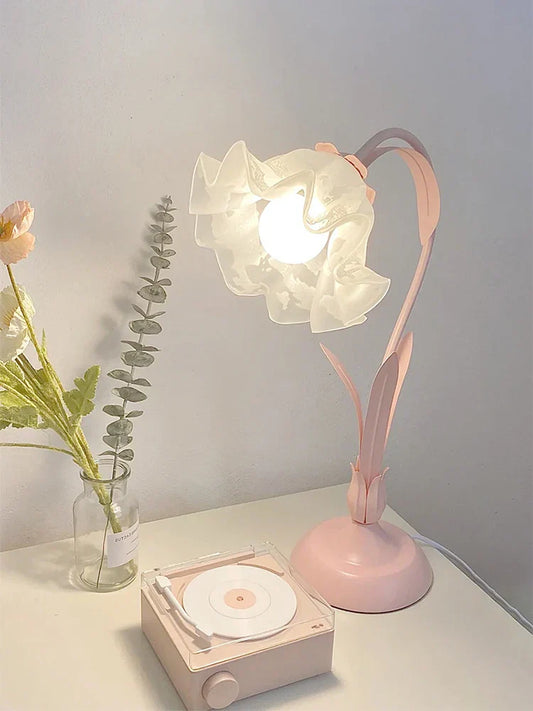 lampe de chevet moderne en métal en forme de fleur