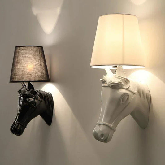 Wall-mounted bedside lamp in resin with horse design