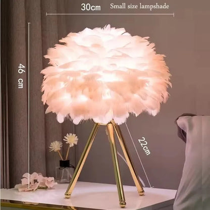 Lampe de chevet plume décorative