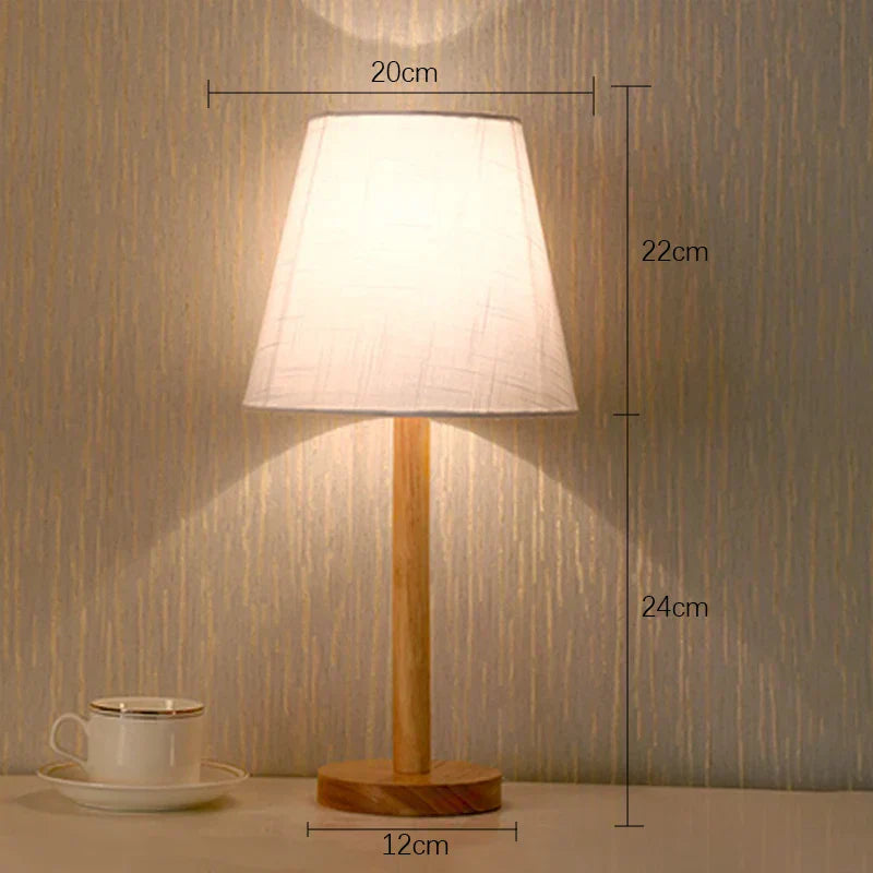 lampe de chevet en bois nordique
